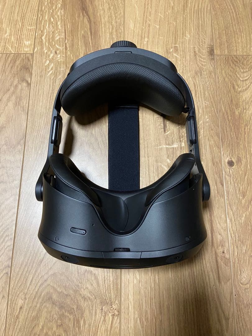 美品 HTC VIVE FOCUS 3 VRゴーグル