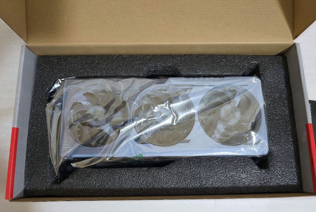 グラフィックボード・グラボ・ビデオカード ASRock RX 9070 XT 16GB