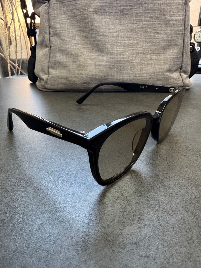 Gentle Monster LILIT 63▢17-149 AT