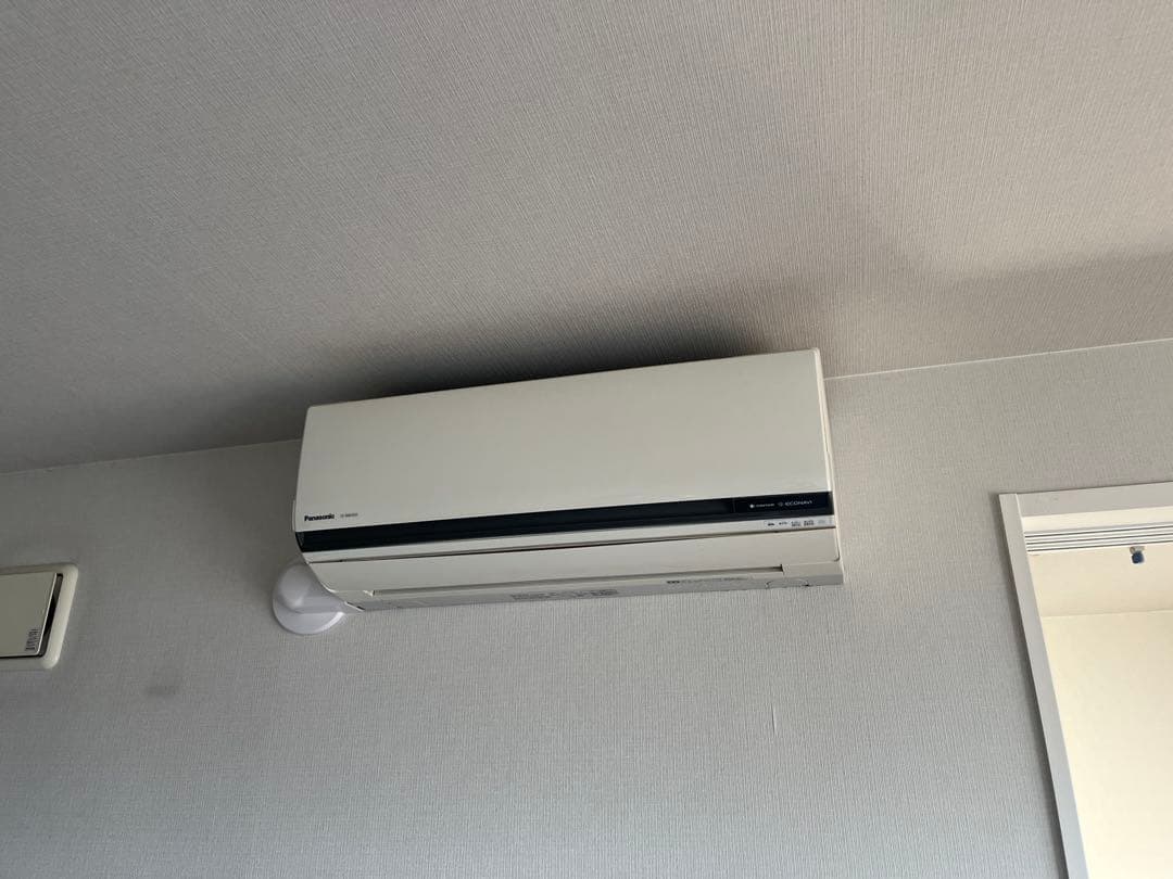 Panasonic 壁掛けエアコン 18畳CS-566CGX2-W 2016年