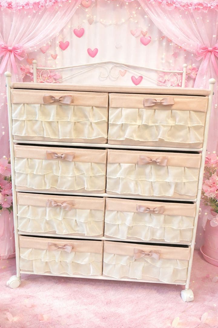 ピンクのリボン付きフリルチェスト　ロマプリ