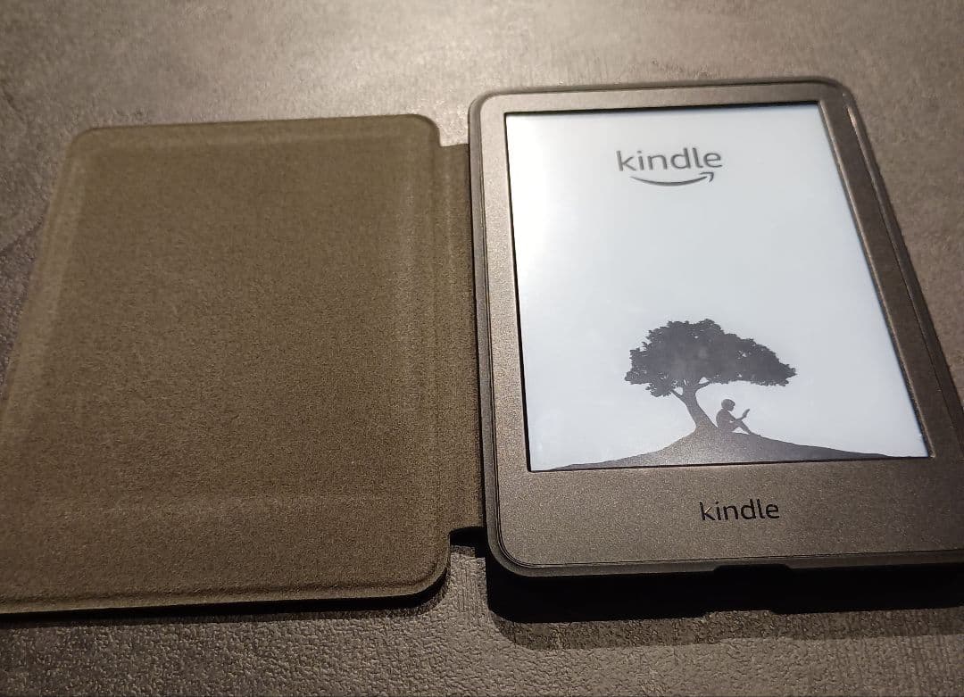 Kindle(無印) 第11世代 標準品 16GB 本体 + ケース