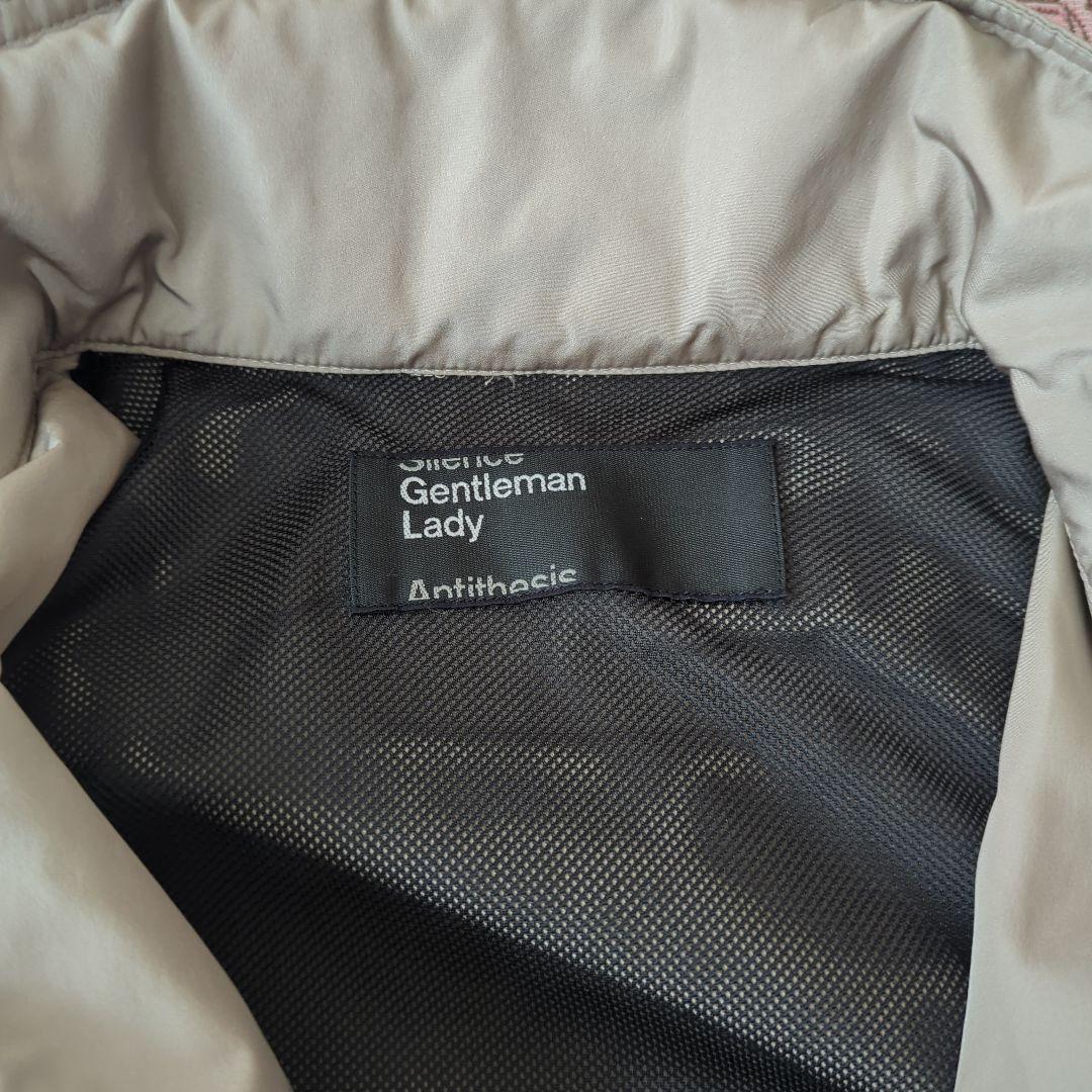 美品　プリズムライトブルゾン　ベージュ