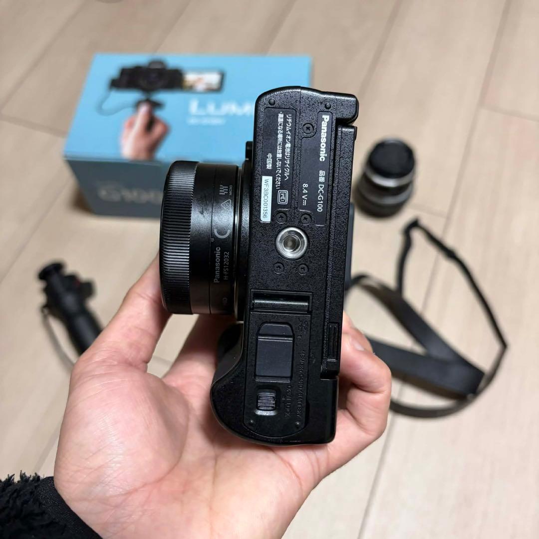 LUMIX G100 ミラーレス一眼 本体と付属品