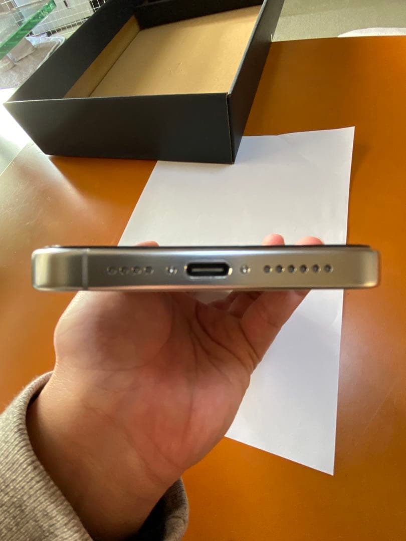 iPhone15 ProMAX 256G ホワイト