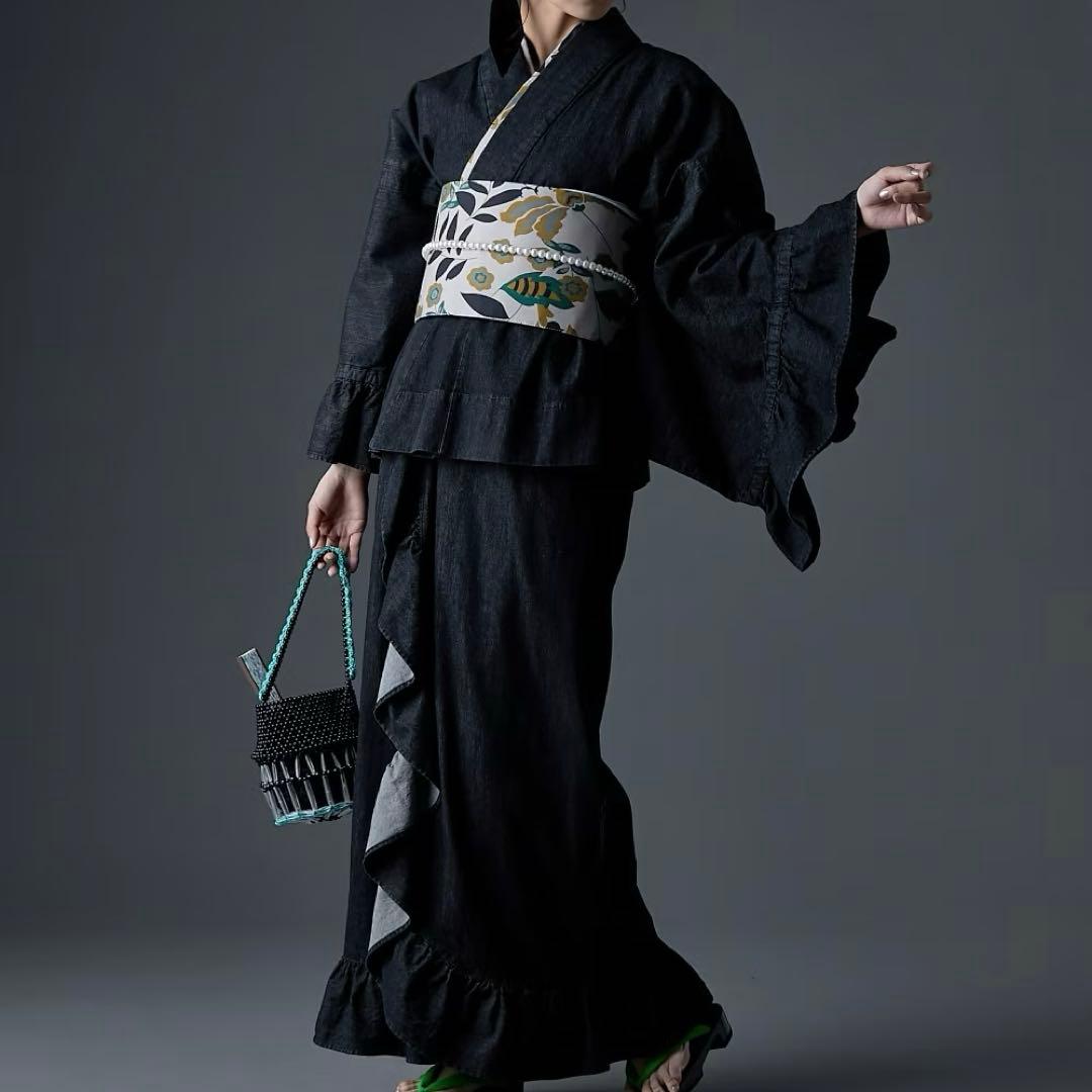 本日値下げ激レア高見え❣️綿100％デニム浴衣(花柄半襟付き) GEVS.＋帯付き