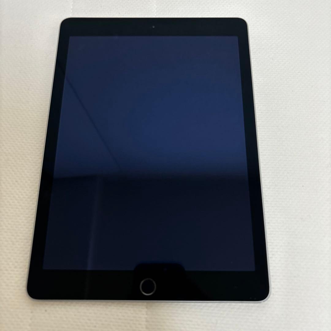 iPadAir2 第2世代 64GB WIFIモデル　MGKL2J/A