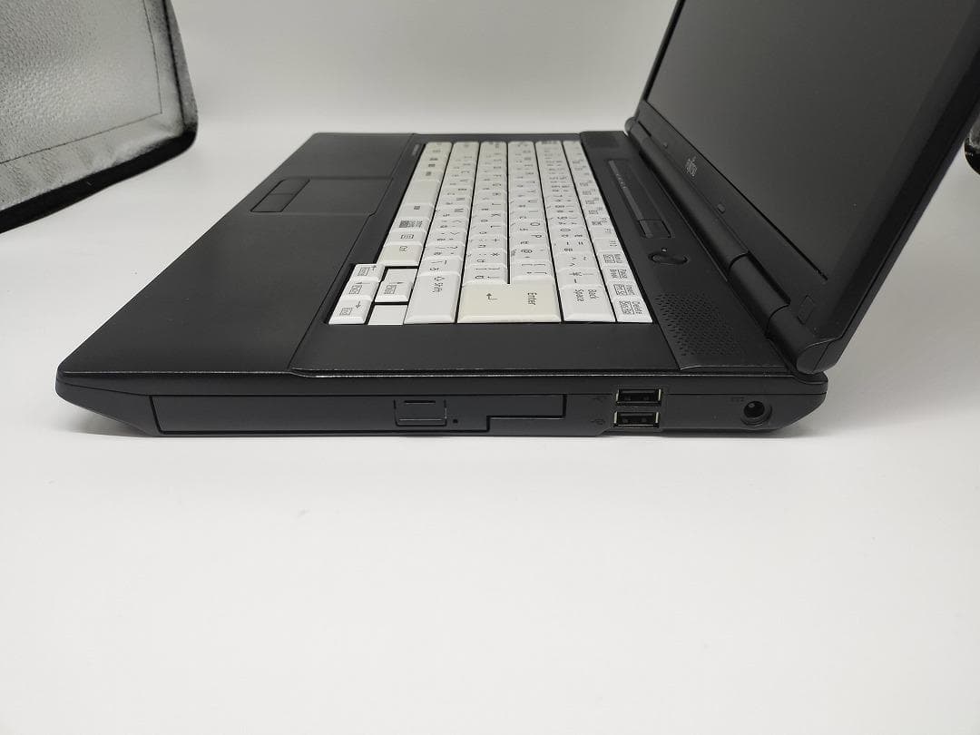 【FUJITSU】爆速 Core i7/新品SSD128GBノートパソコン B2