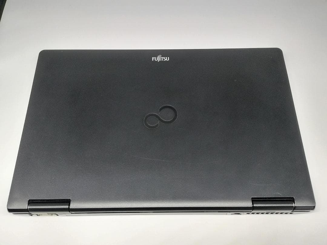 【FUJITSU】爆速 Core i7/新品SSD128GBノートパソコン B2