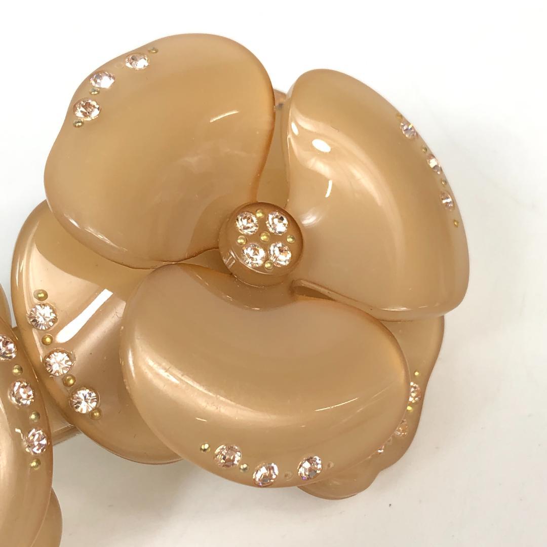 F10337 アレクサンドルドゥパリ バレッタ カメリア ストーン ベージュ