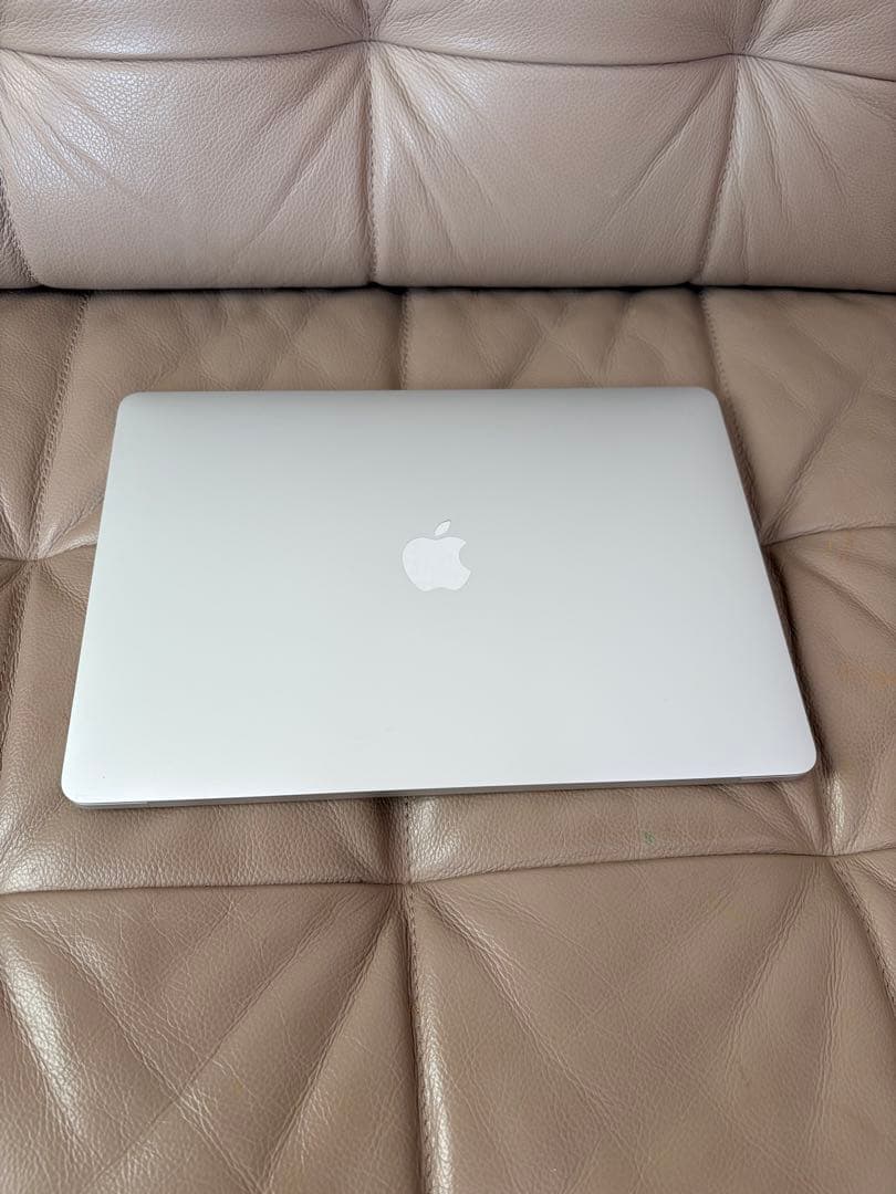 MacBook Pro 13インチ シルバー 2020