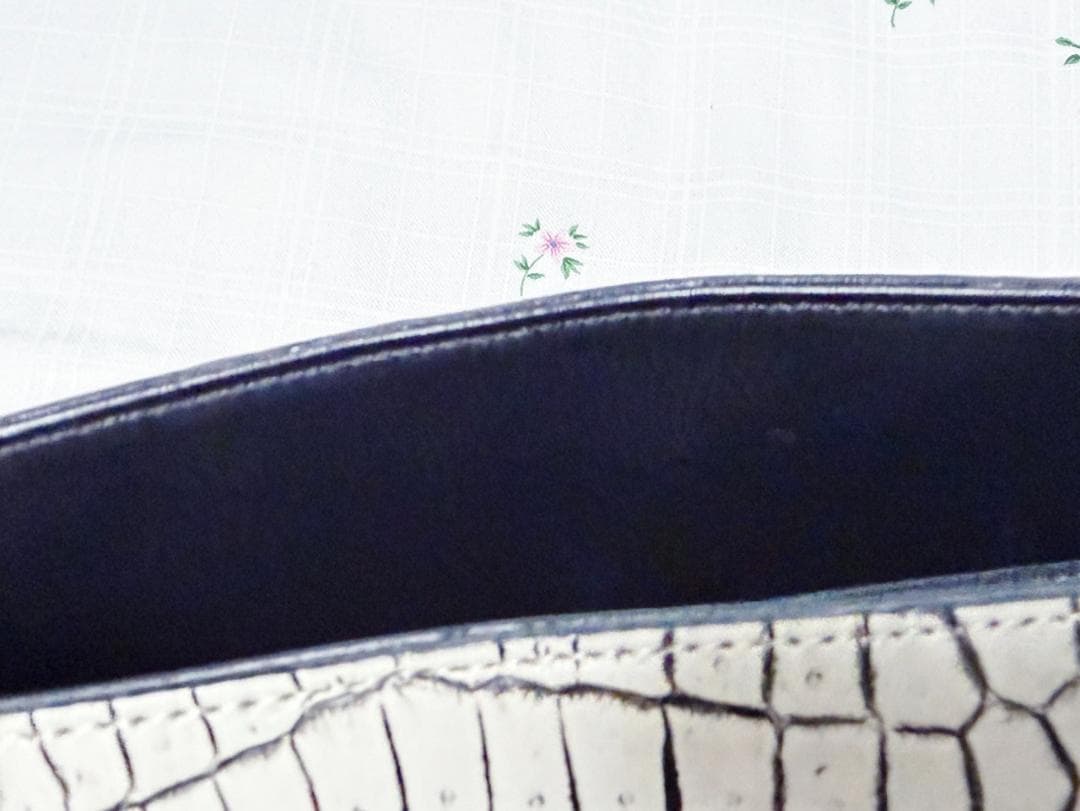 新品 定価14万円 CROIX  クロコダイル バッグ ホワイト系