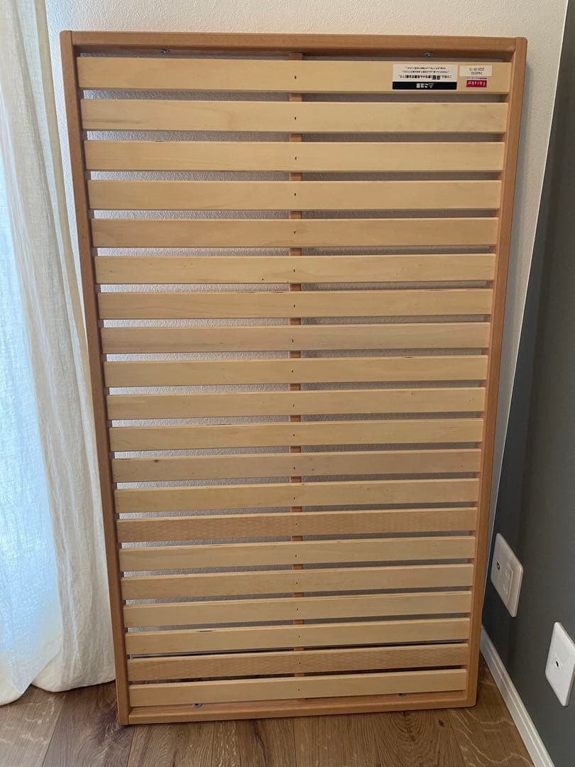 ファルスカ　ベッドサイドベッド