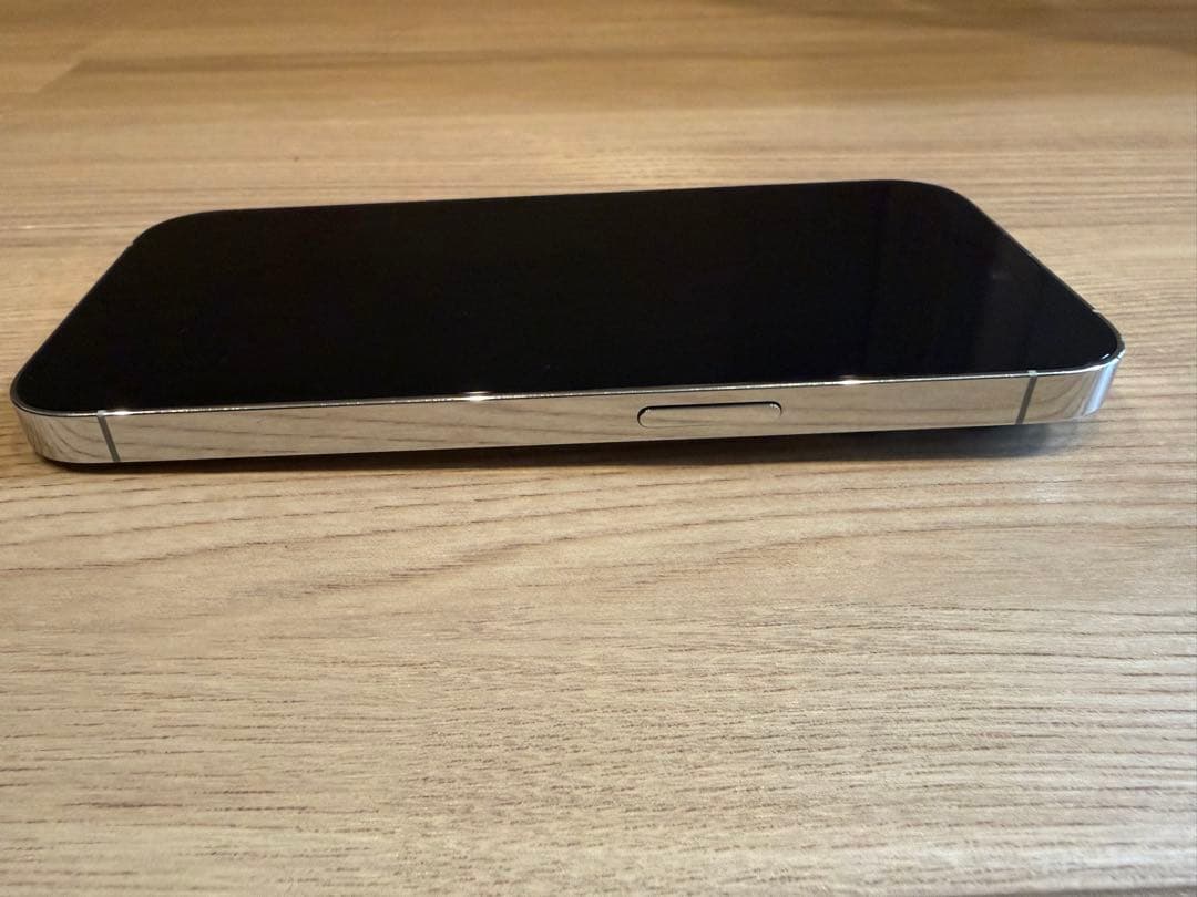 Apple iPhone 14Pro シルバー 本体