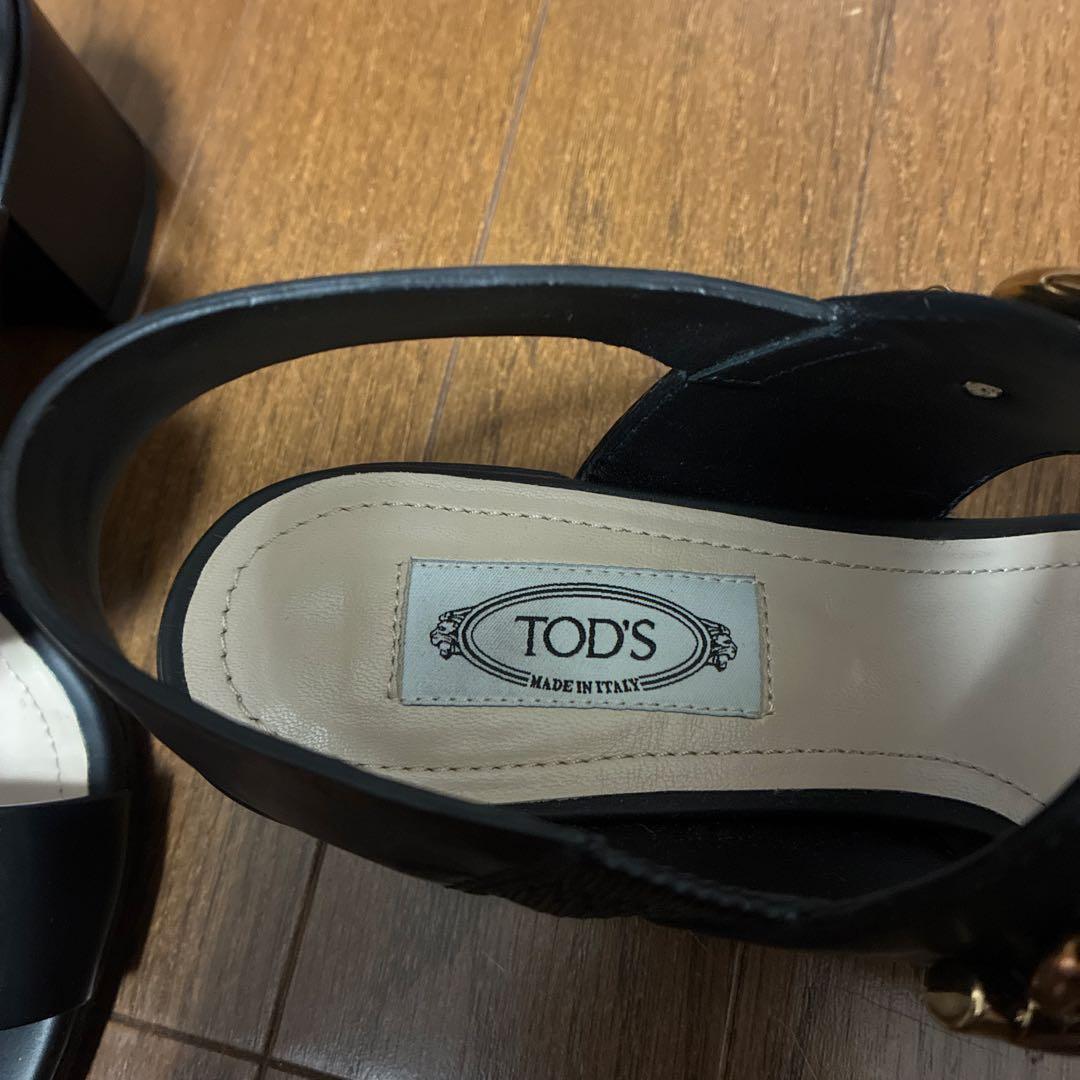 【大幅値下げ】TOD'S ブラックサンダル ヒール付き　ほぼ新品