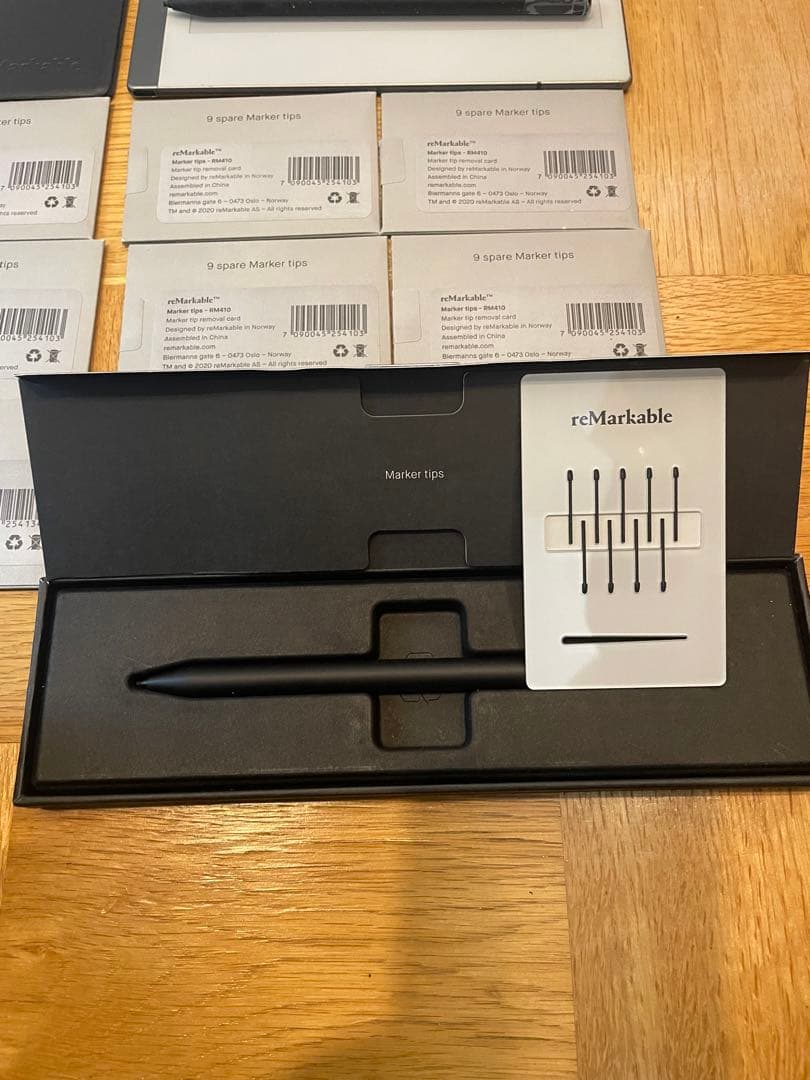 M*o様 電子ペーパー　reMarkable2(カバー、スタイラスペン、替え芯付