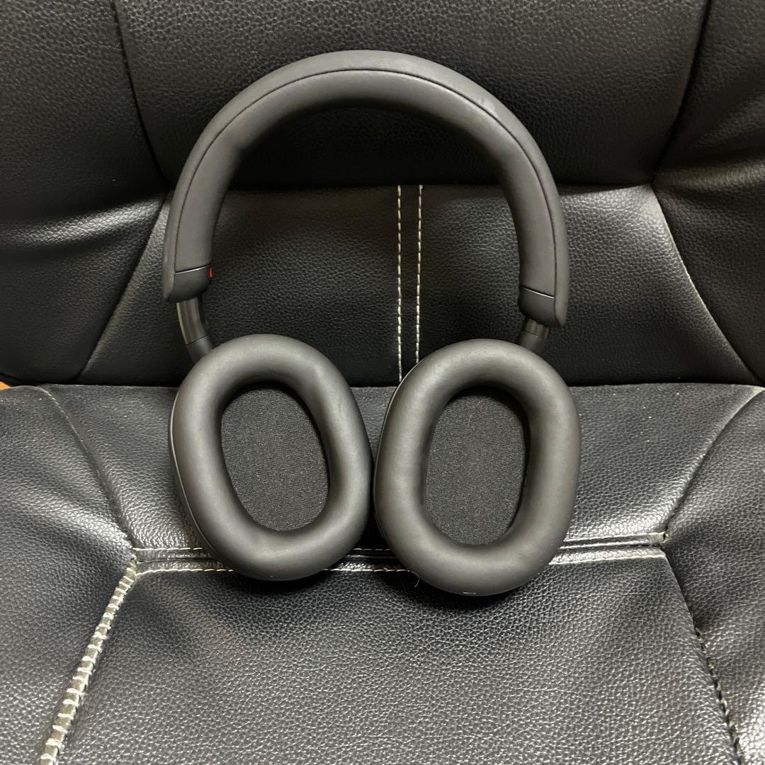 Sony WH-1000XM5 ワイヤレスノイズキャンセリグ ヘッドセット　黒
