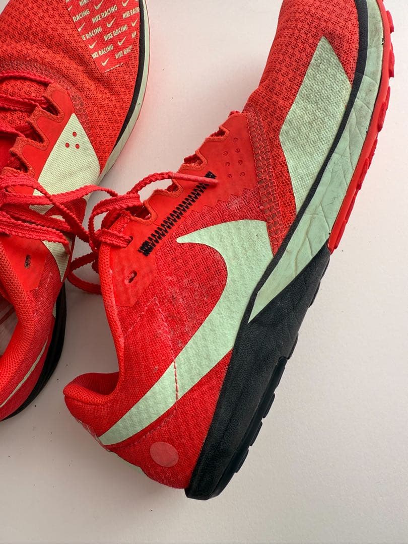 NIKE ズーム　ライバル　ワッフル6 収納袋付き　オレンジ色