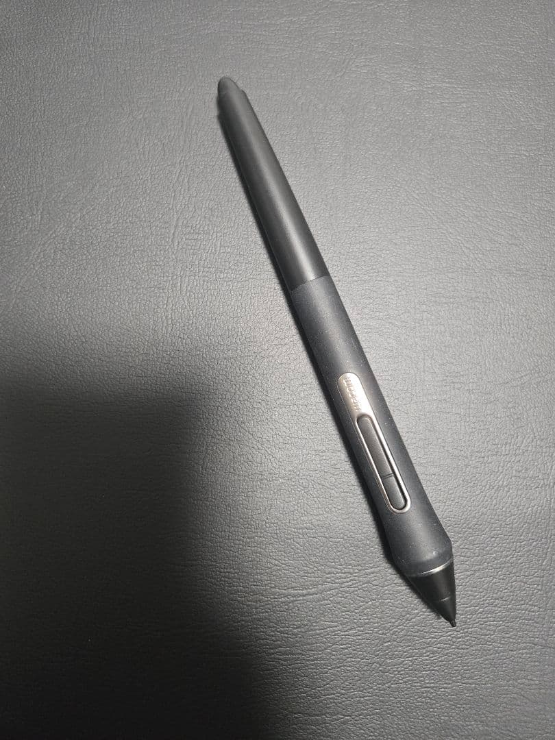 ワコ厶ペンタブ Wacom Intuos Pro Lサイズ