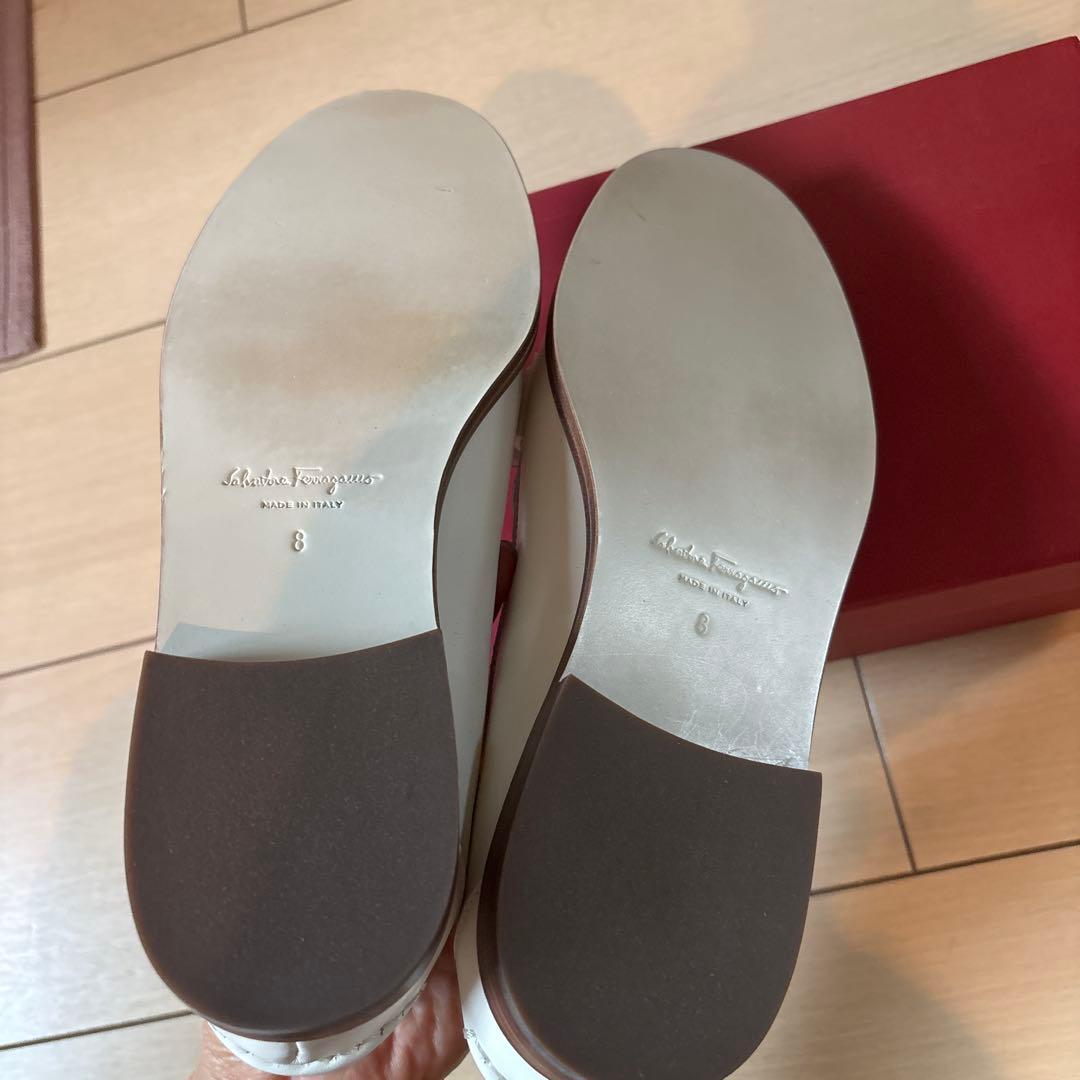 新品 Salvatore Ferragamoガンチーニ ローファー