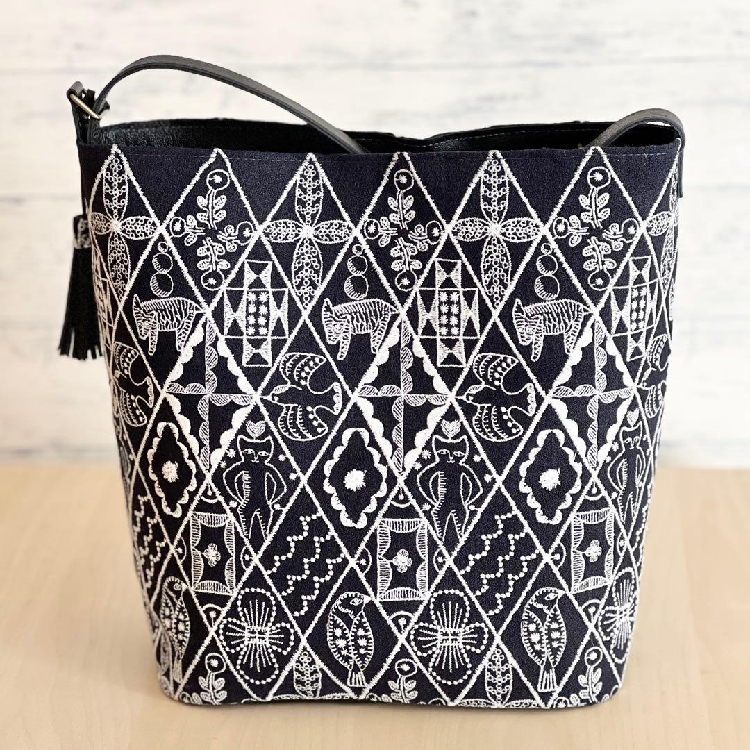 オーダー　ミナペルホネンsymphonyと本革のワンハンドルバッグ