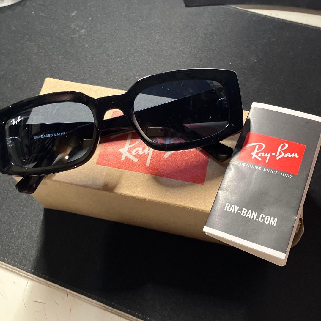 ★極美品　Ray-Ban　ブラックサングラス　付属品完備