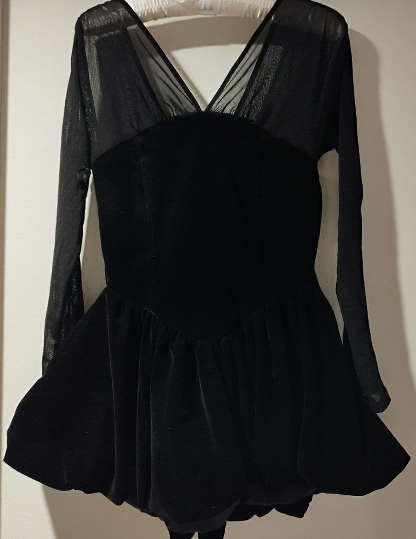 polaura ベロアビスチェバルーントップス