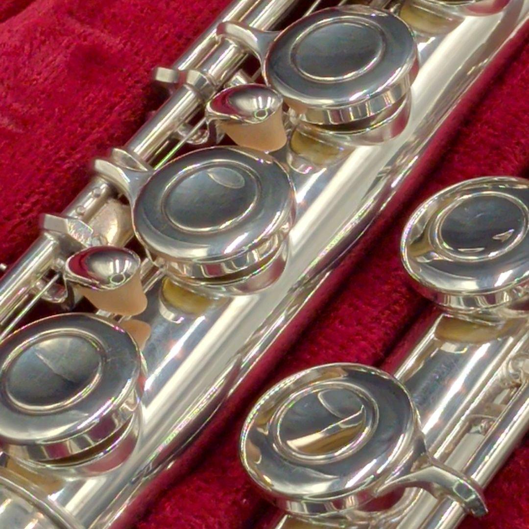 フルート　調整済　ヤマハ　YFL211S（Eメカ.銀メッキ仕様）　美品