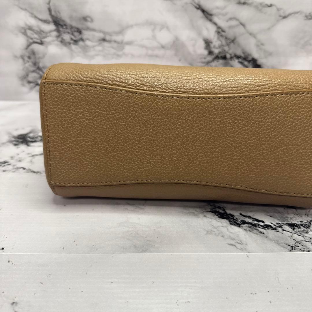 (未使用品)大人気、フルラ、テッサ、2wayバッグ、オールレザー、シボ革、人気色