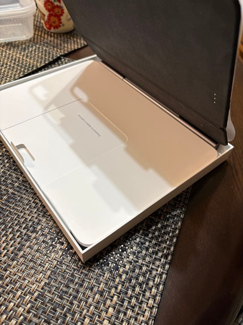 キーボード iPad magic keyboard