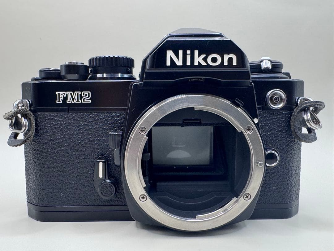 【美品】 Nikon NEW FM2 / ZOOM NIKKOR 35-105