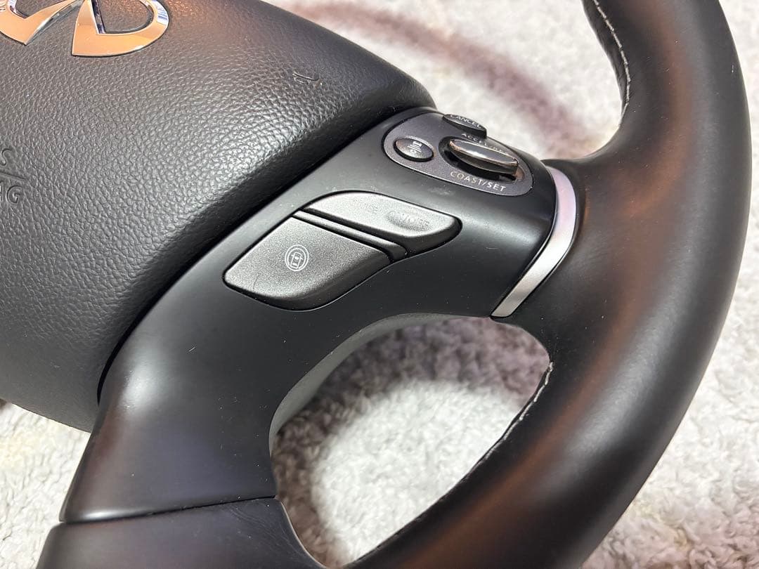 Y51 フーガ純正ステアリング　シーマハイブリッド共有　業者リペア済み