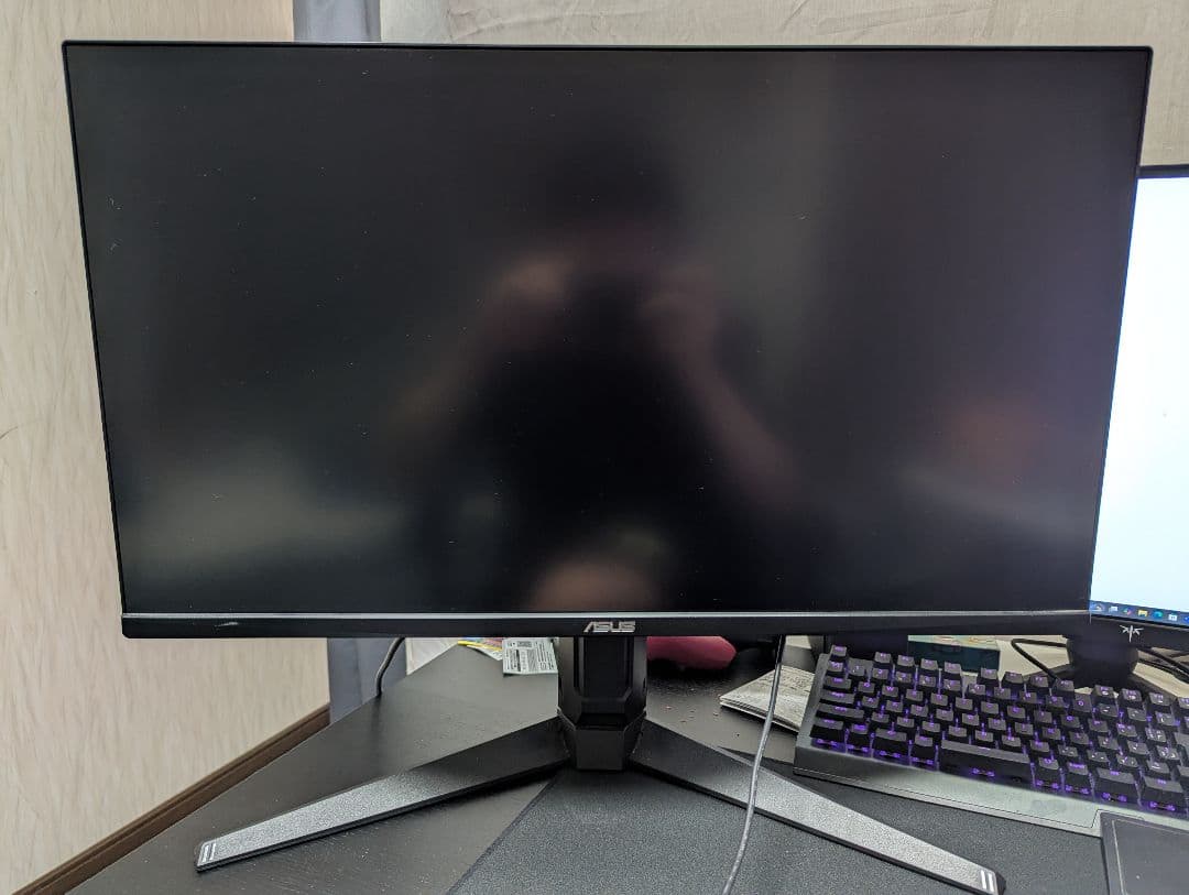 ASUS TUF GAMING VG28UQL1A 28インチ 4K 144Hz