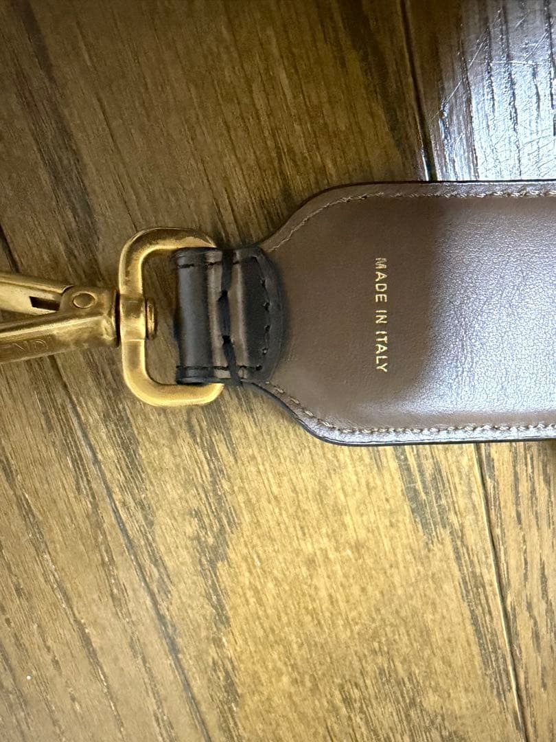 m　新品未使用！FENDIショルダーストラップ