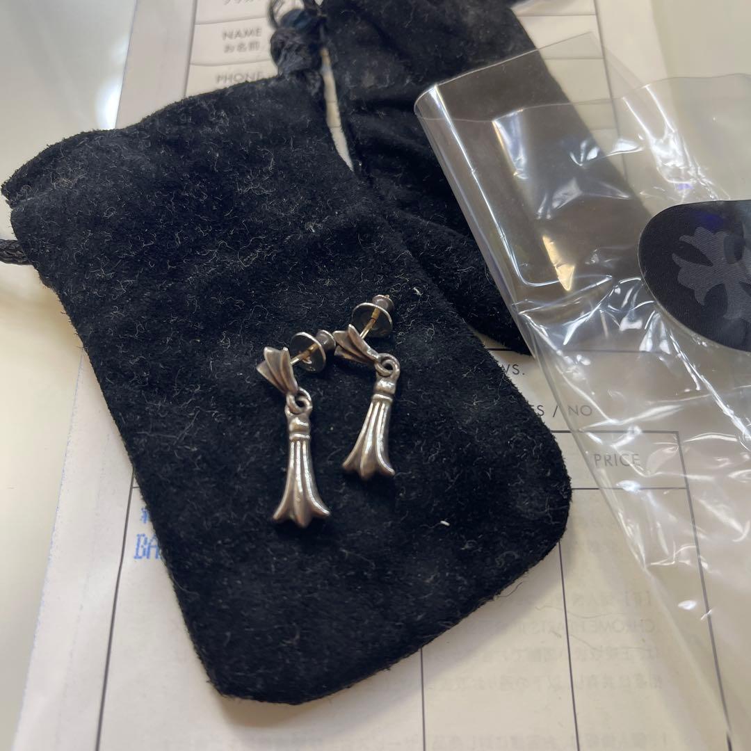 クロムハーツ　クロステイルピアス