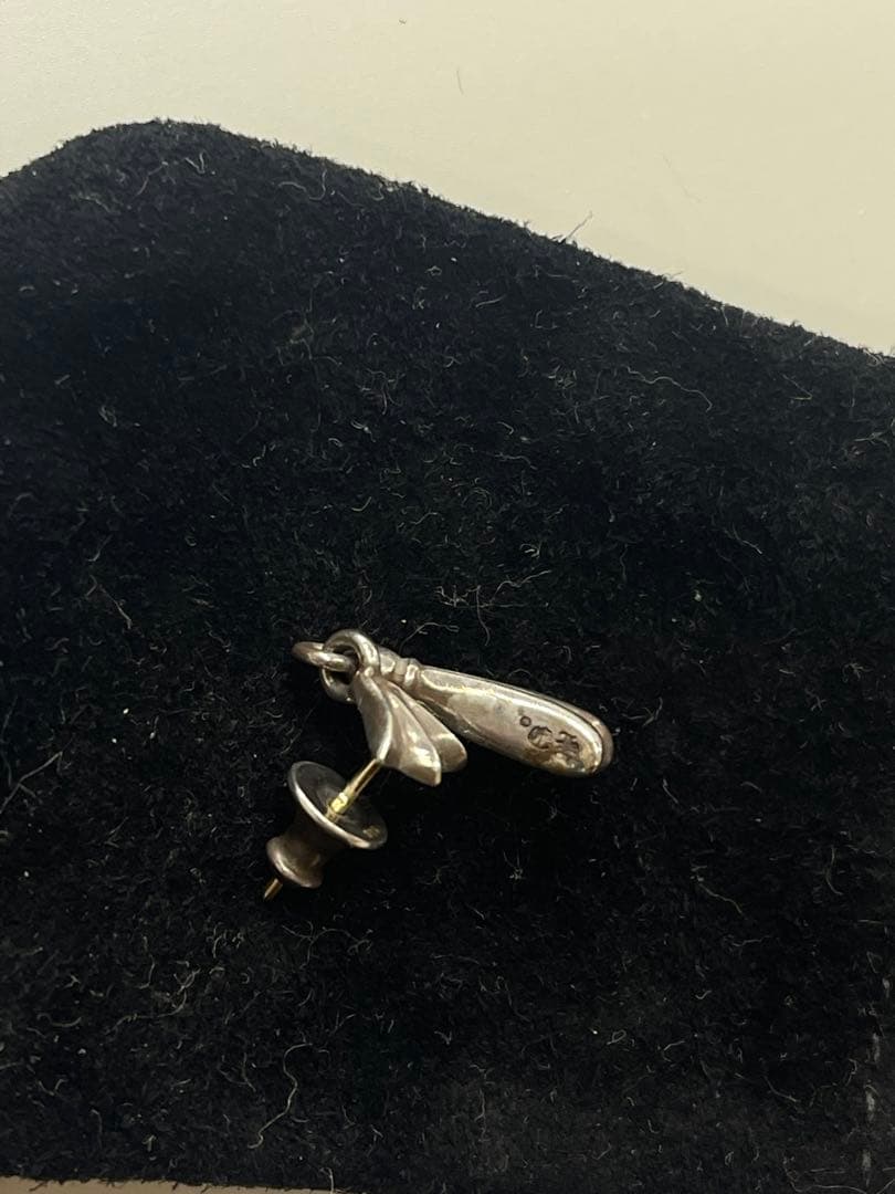 クロムハーツ　クロステイルピアス