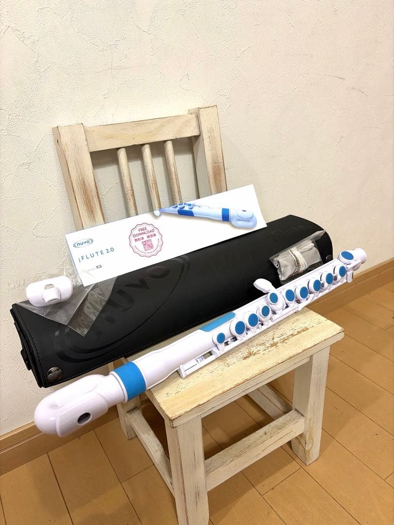 NUVO jFlute 2.0 ブルー　ホワイト プラスチックフルート