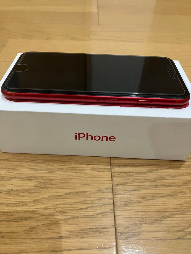 iPhone8レッド64G
