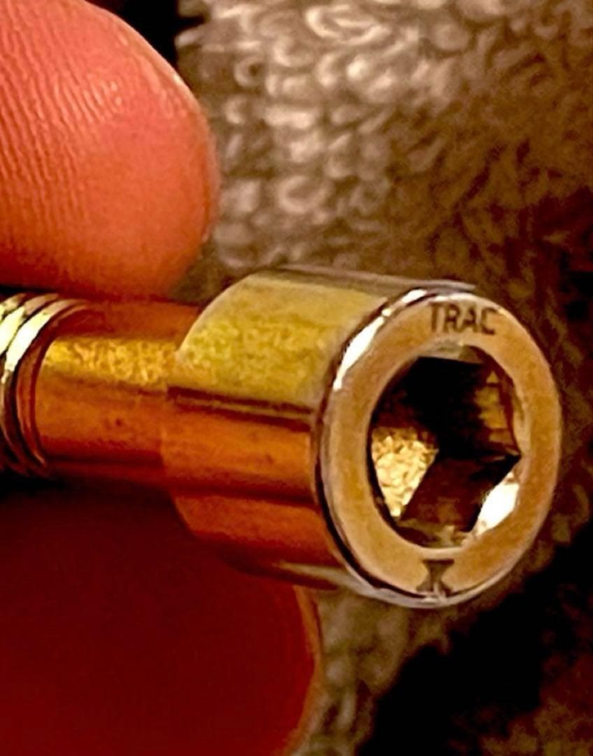 CBX400F CBX550F TRAC 特殊ボルト 4本セット CBX版 AB