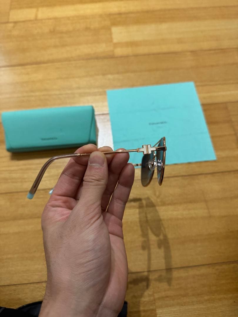 Tiffany アビエイター サングラス