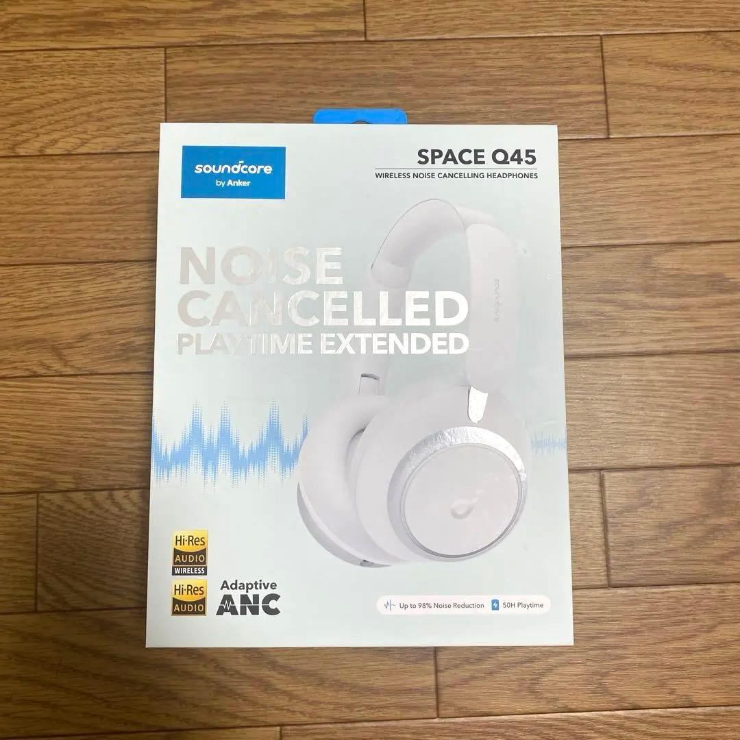 ヘッドホン Soundcore SPACE Q45 White