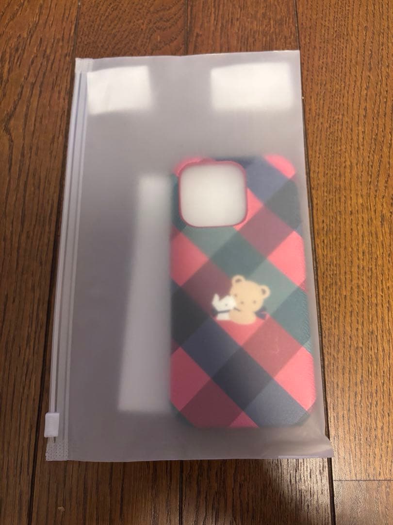 【新品】 ファミリア カスタマイズスマホケース 赤チェックiPhone15pro