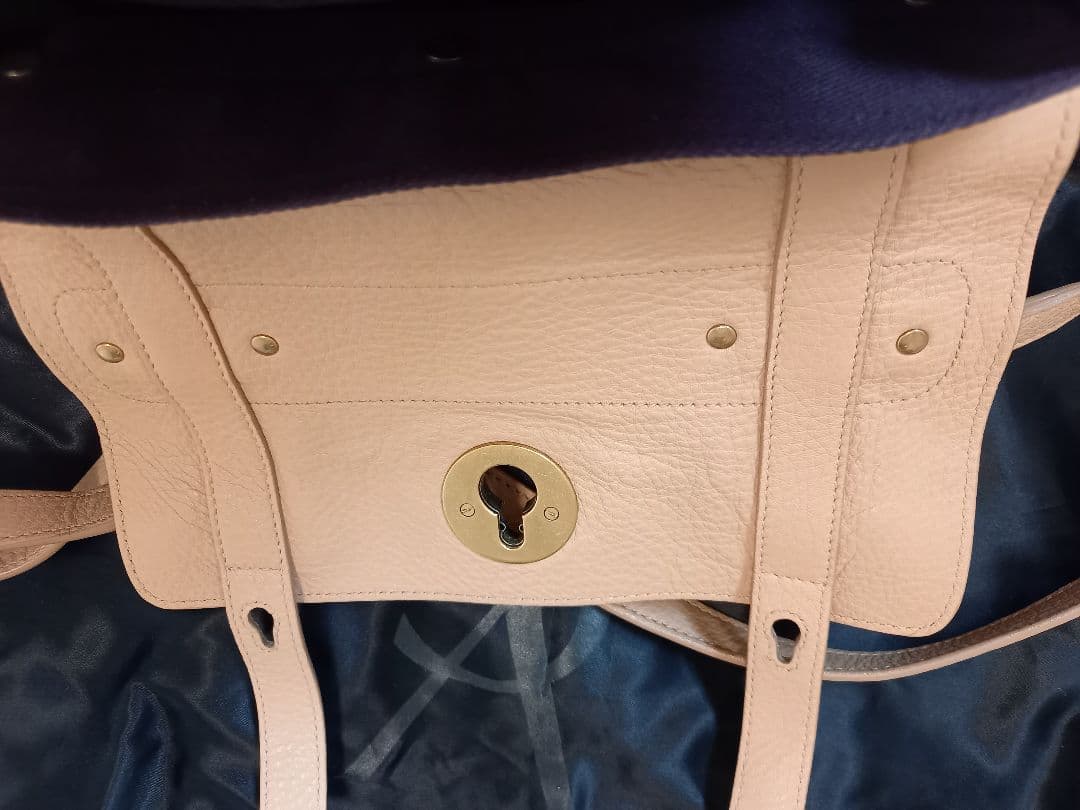 ル*フ様 サンローランミューズトゥミニ ベージュ