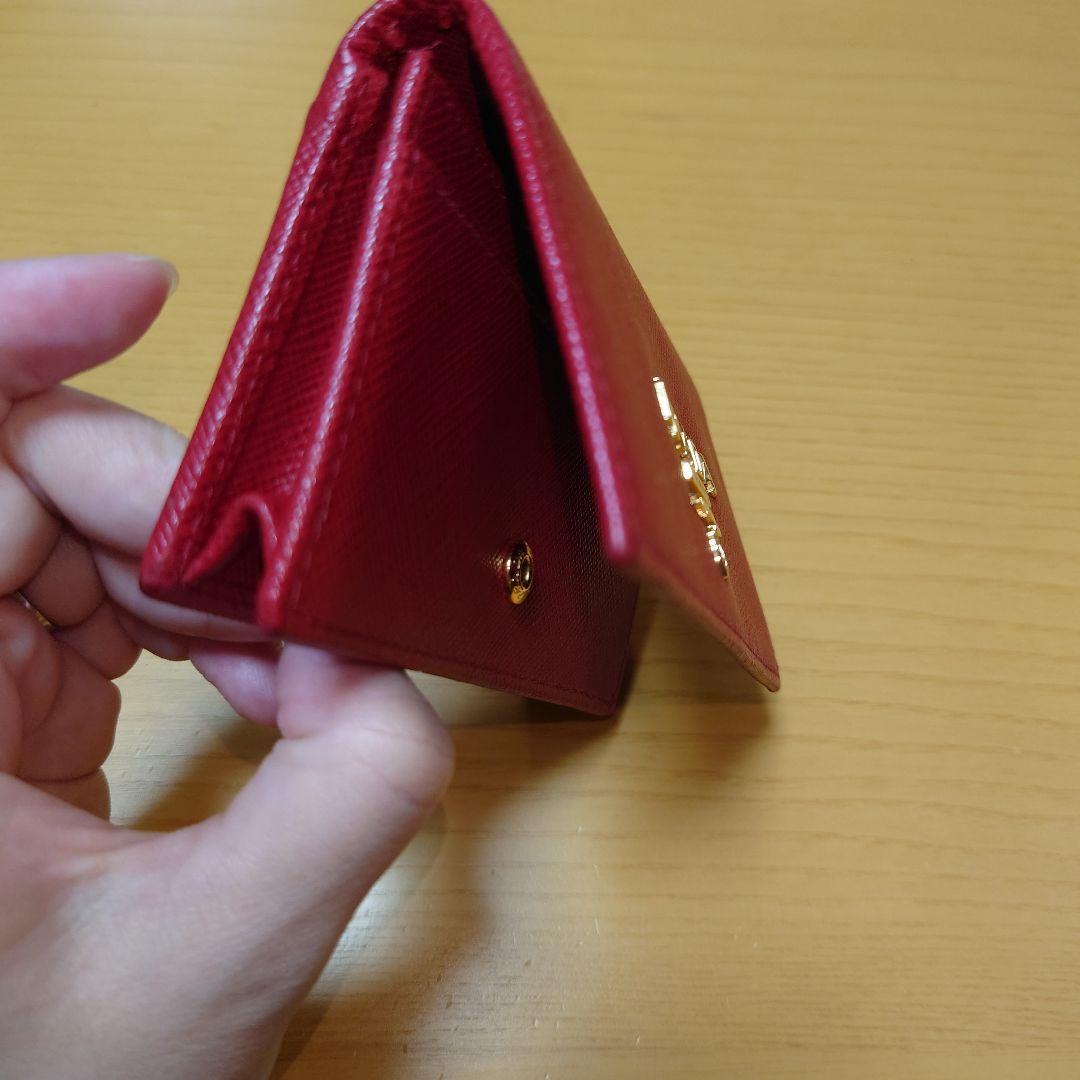 PRADA レッド 名刺入れ