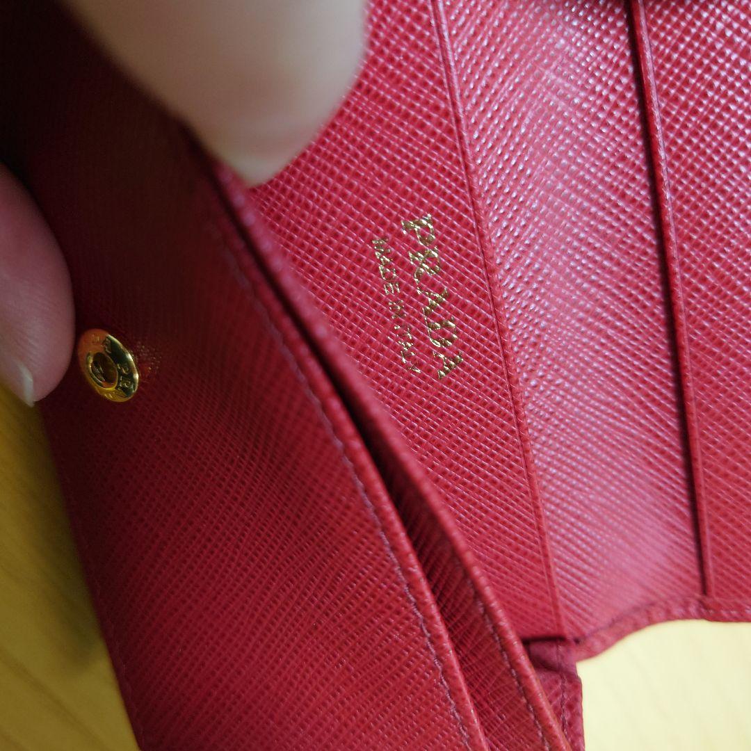 PRADA レッド 名刺入れ