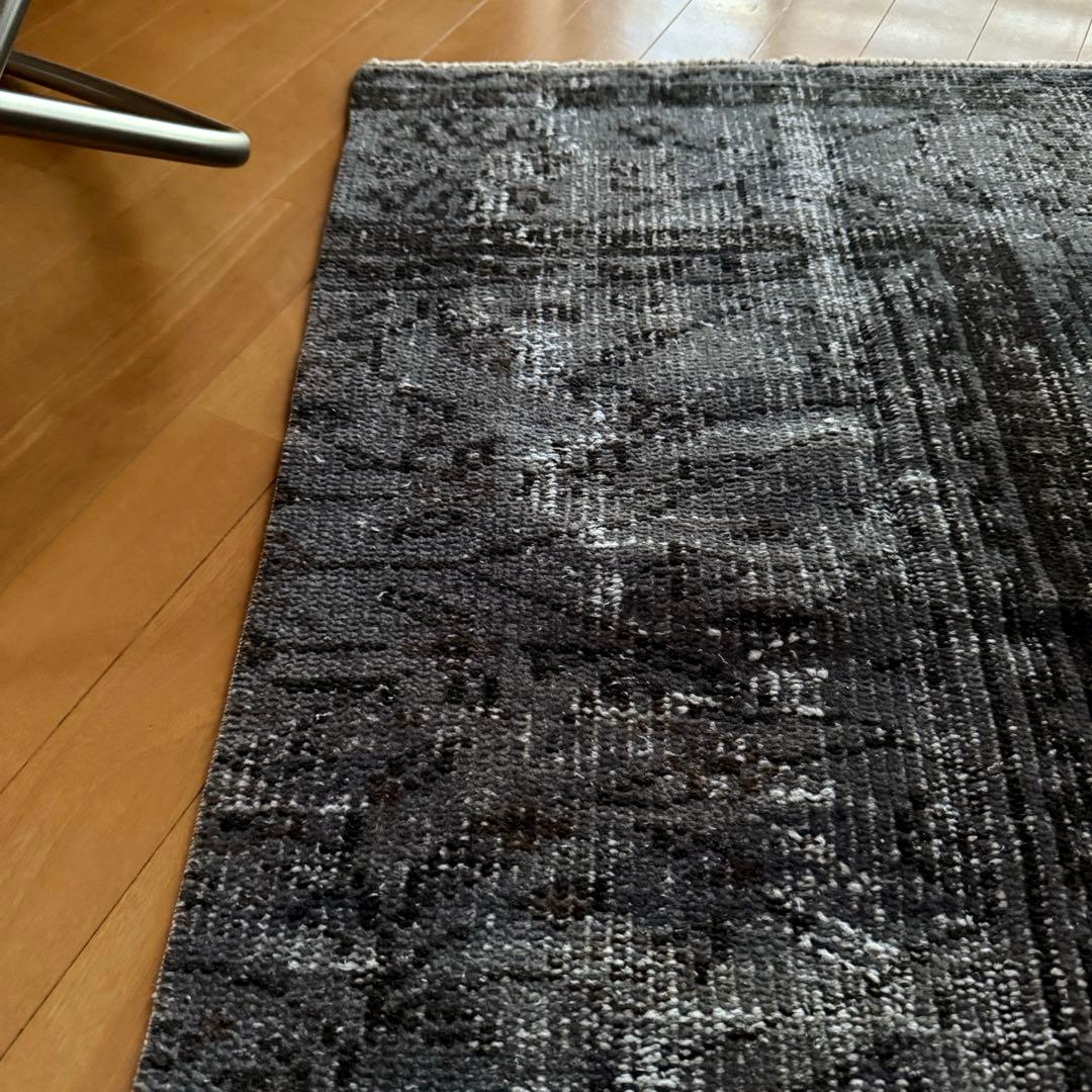 69×124ダークグレイ　オーバーダイ　ボタニカル　トルコヴィンテージラグ