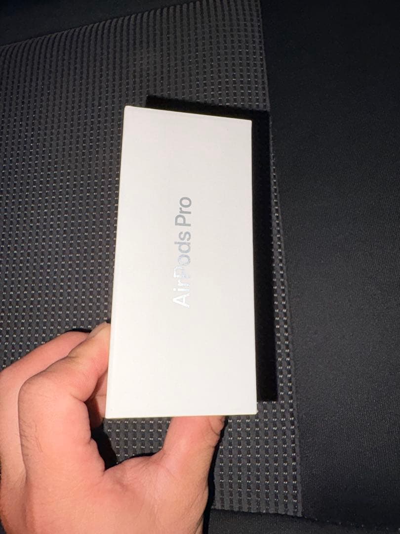 Apple AirPods（第2世代）品番：MTJV3J/A