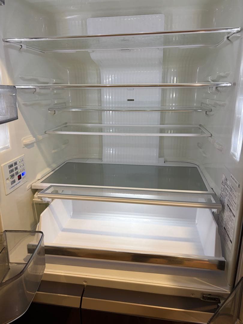 Panasonic 大型冷蔵庫　NR-F611xpv-t型　6ドア