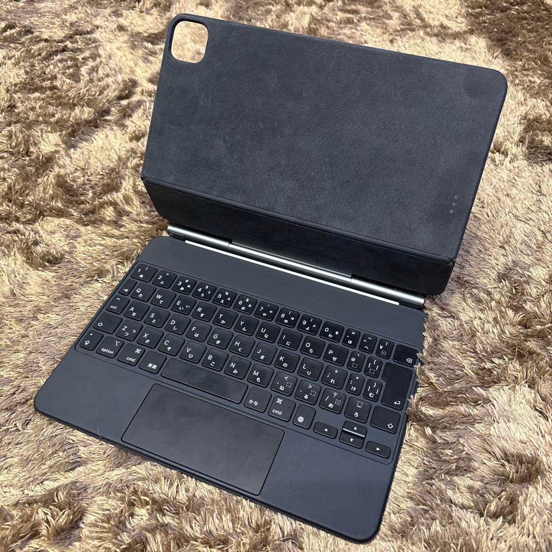 大幅値下バッテリー最大98% 超美品 iPad pro マジックキーボード付き