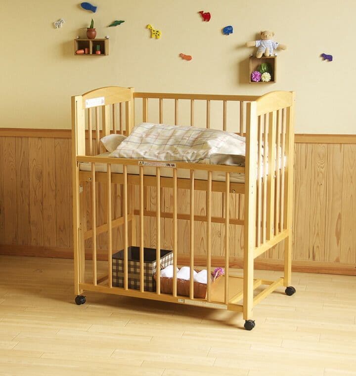 ベビーベッド 石崎家具「ミニワンタッチハイベッド プチ」 サンデシカ敷布団付き